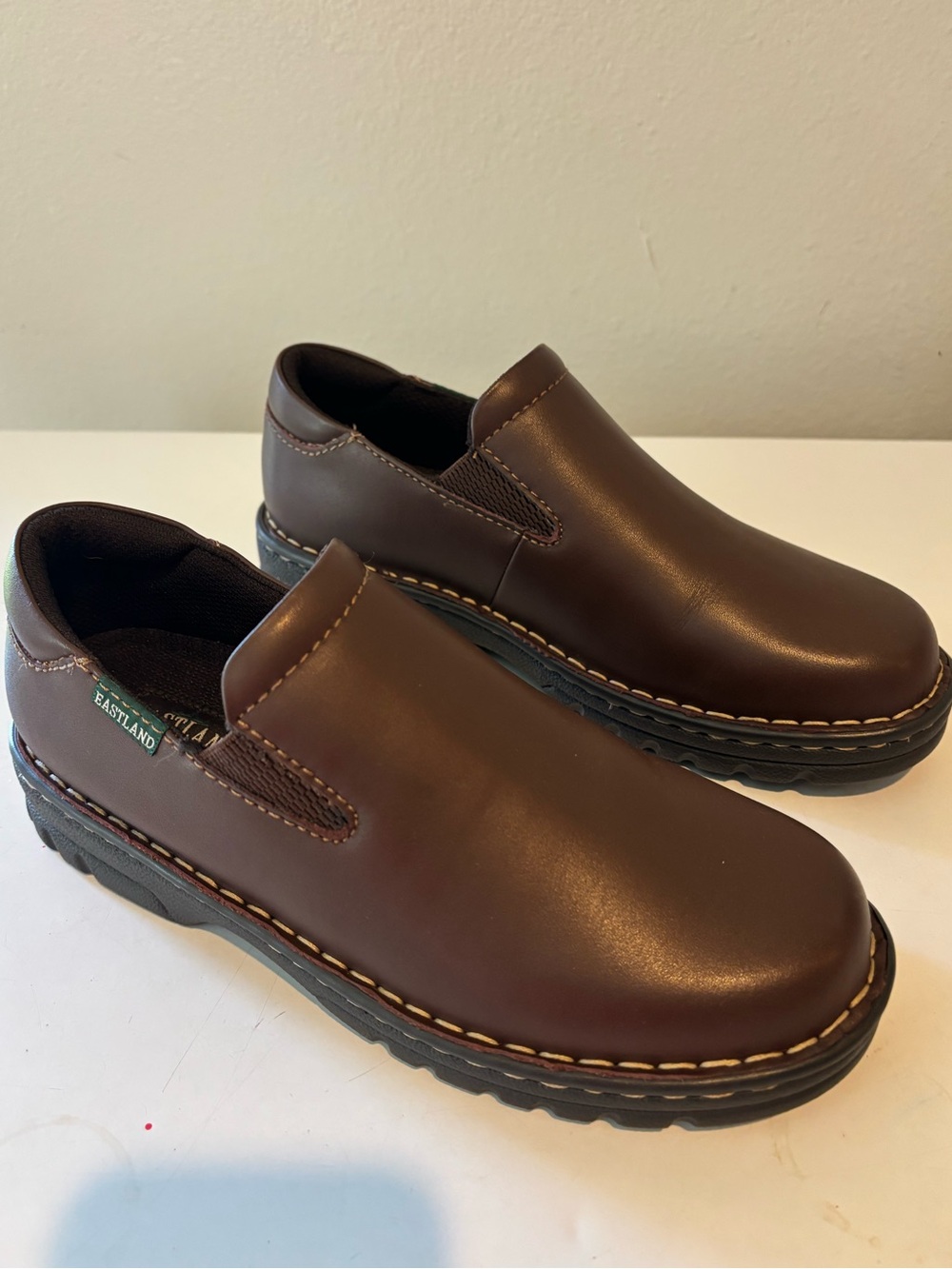 Eastland Newport Loafer size 9 wide